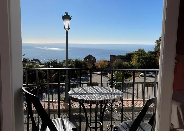 Apartamentos Balcón de Maro